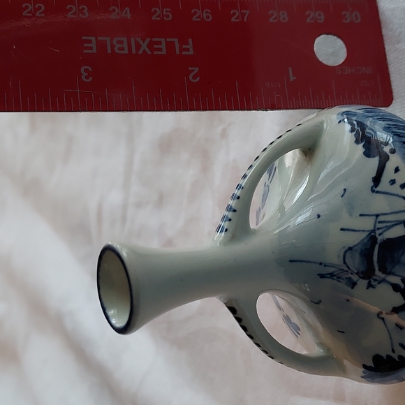 Vintage Delft Blue Bud Vase Signed/Numbered - Picture 5 of 7
